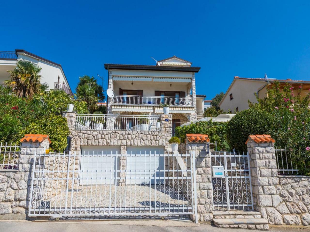 Apartments Vukovic Dramalj Eksteriør billede